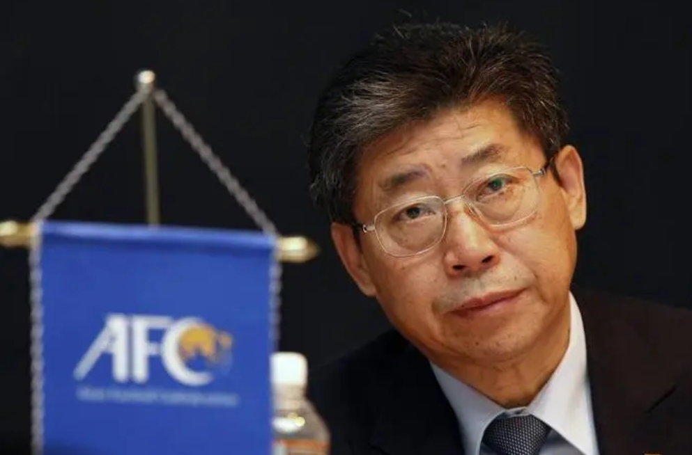 张吉龙：足坛君子，勇立潮头