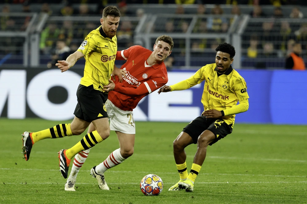 黄黑旋风席卷欧冠：多特蒙德以青春之名破浪前行