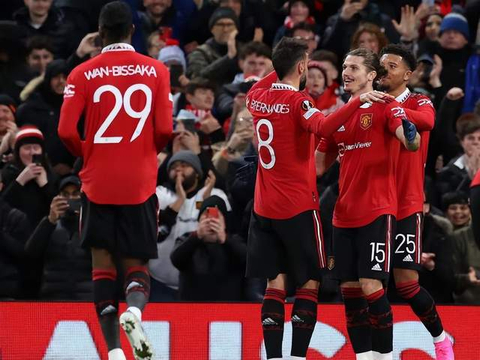 圣吉羅斯聯合:歐冠“黑馬”的逆襲交響曲